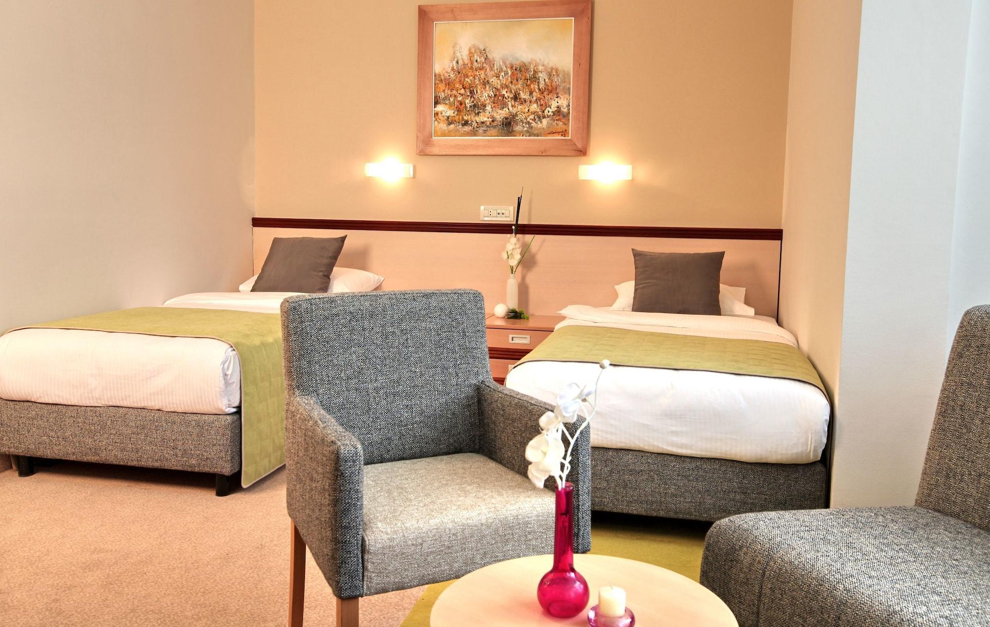 Mona Plaza 4* Zlatibor